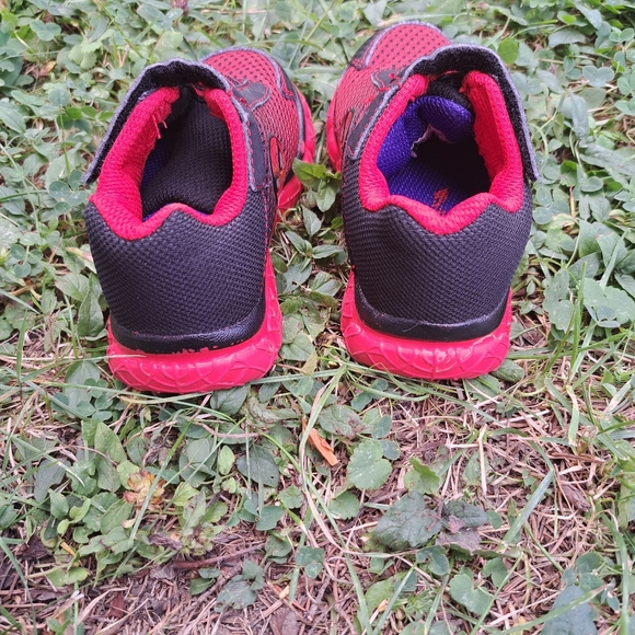 Marvel Spider-Man Toddler's Shoes - Picture 7 of 8